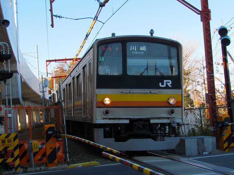 川崎行き電車